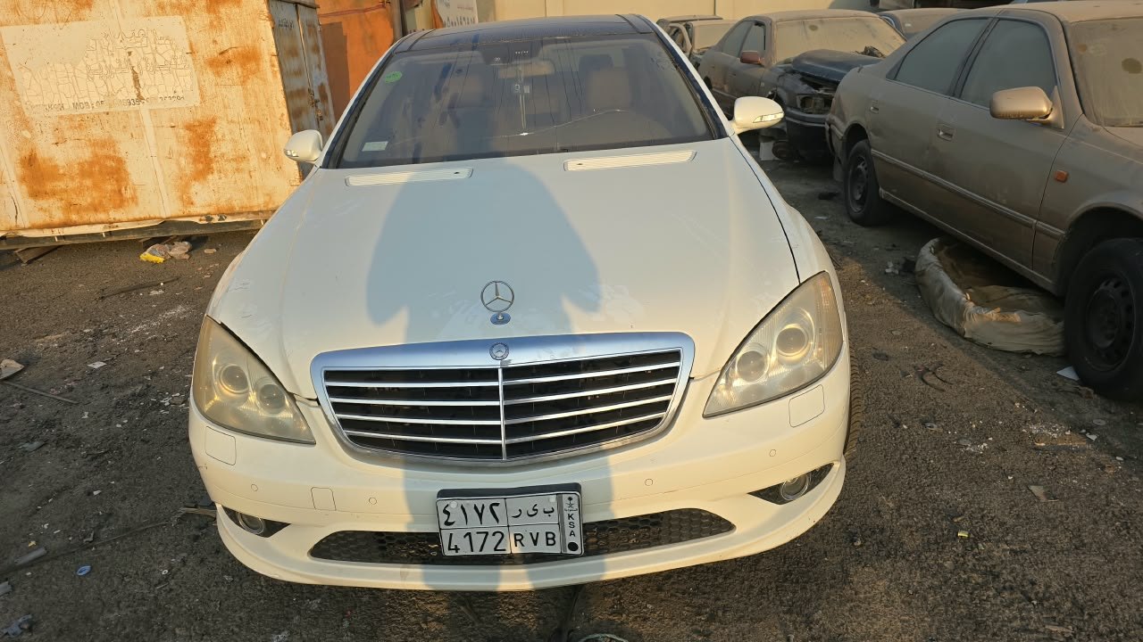 قطع غيار مرسيدس بانوراما S 550 2008 صورة 6