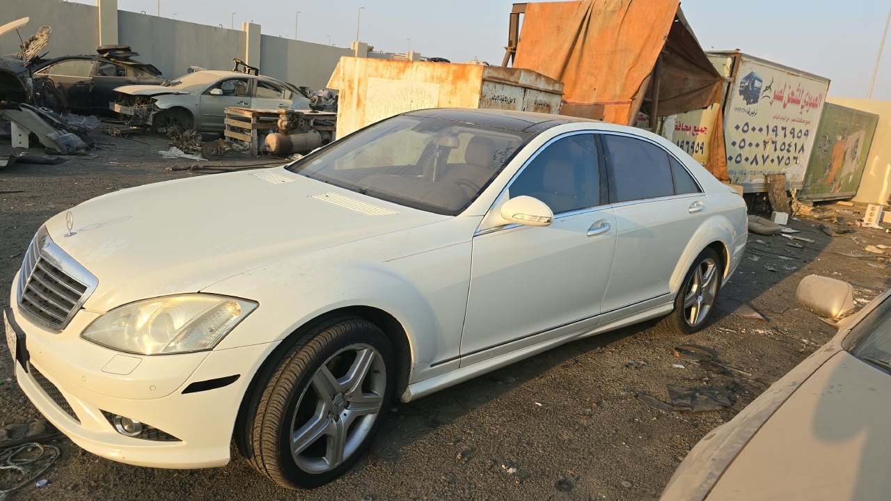 قطع غيار مرسيدس بانوراما S 550 2008 صورة 3